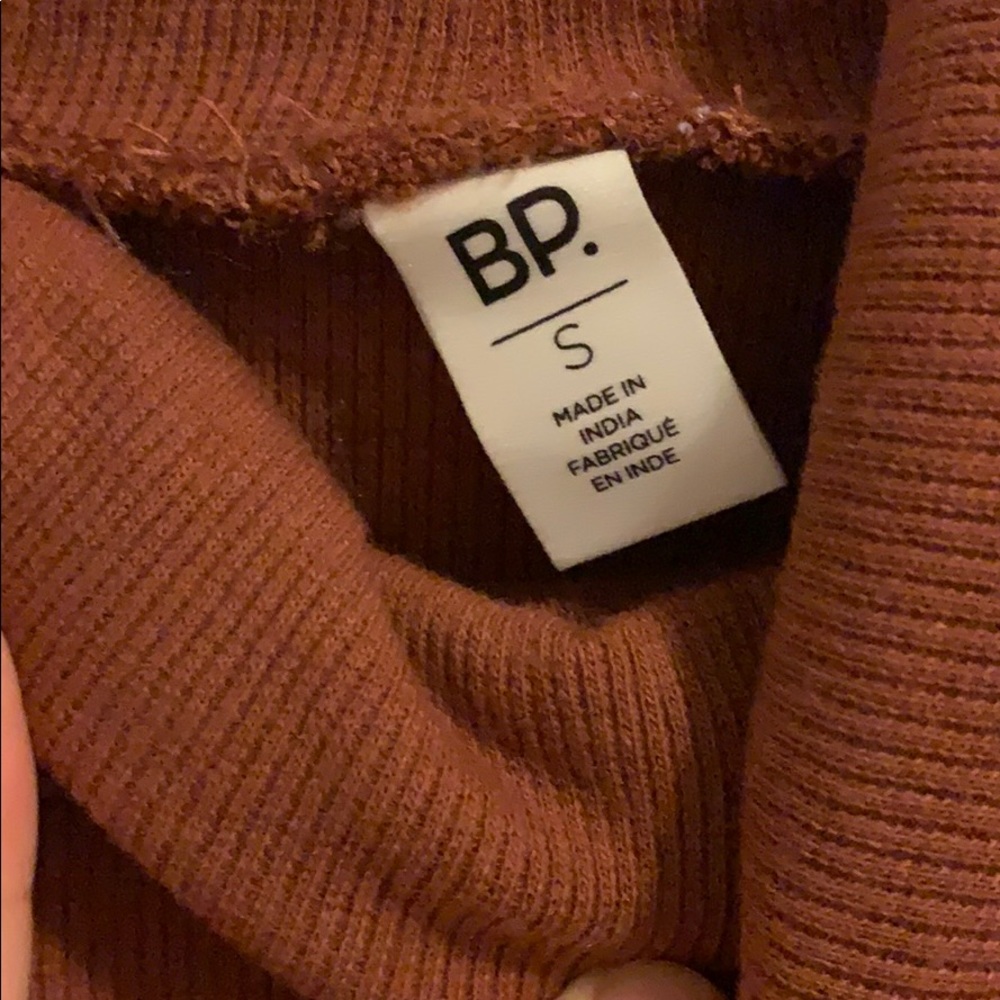 BP turtle neck - Picture 2 of 2
